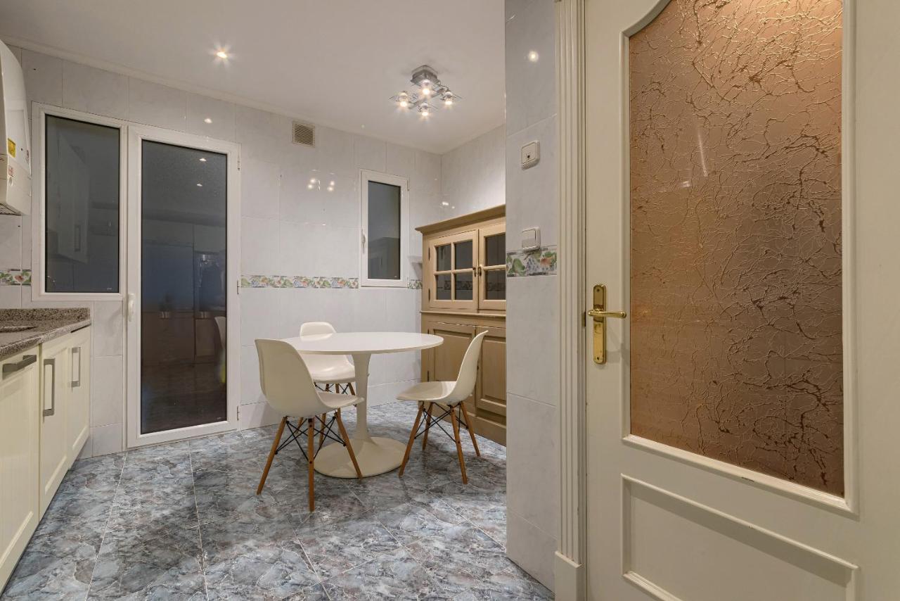 Bailen Reformado Elegante Con Wifi Apartman Bilbao Kültér fotó